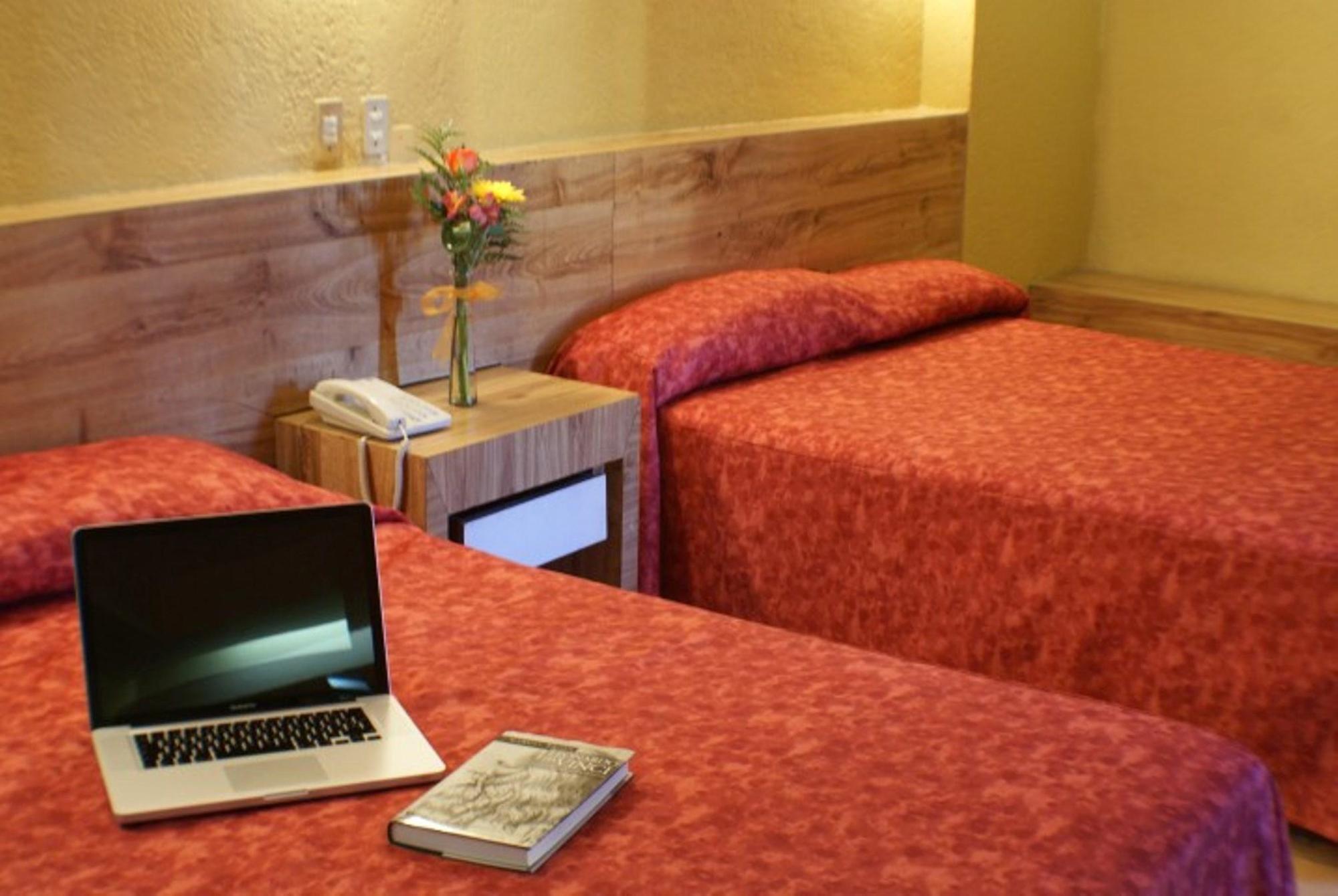 Hotel Universo Γκουανταλαχάρα Εξωτερικό φωτογραφία