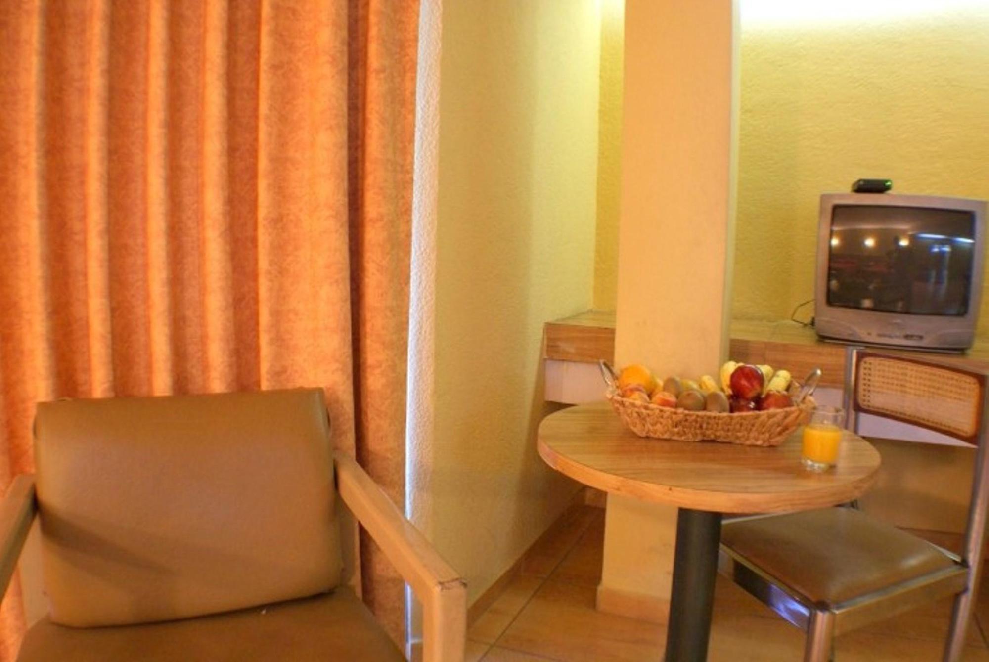 Hotel Universo Γκουανταλαχάρα Εξωτερικό φωτογραφία