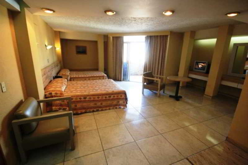 Hotel Universo Γκουανταλαχάρα Εξωτερικό φωτογραφία