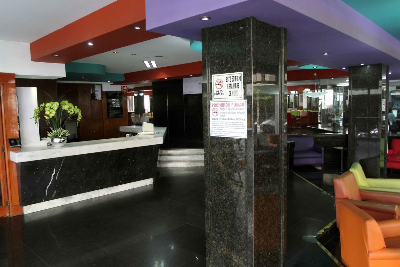 Hotel Universo Γκουανταλαχάρα Εξωτερικό φωτογραφία